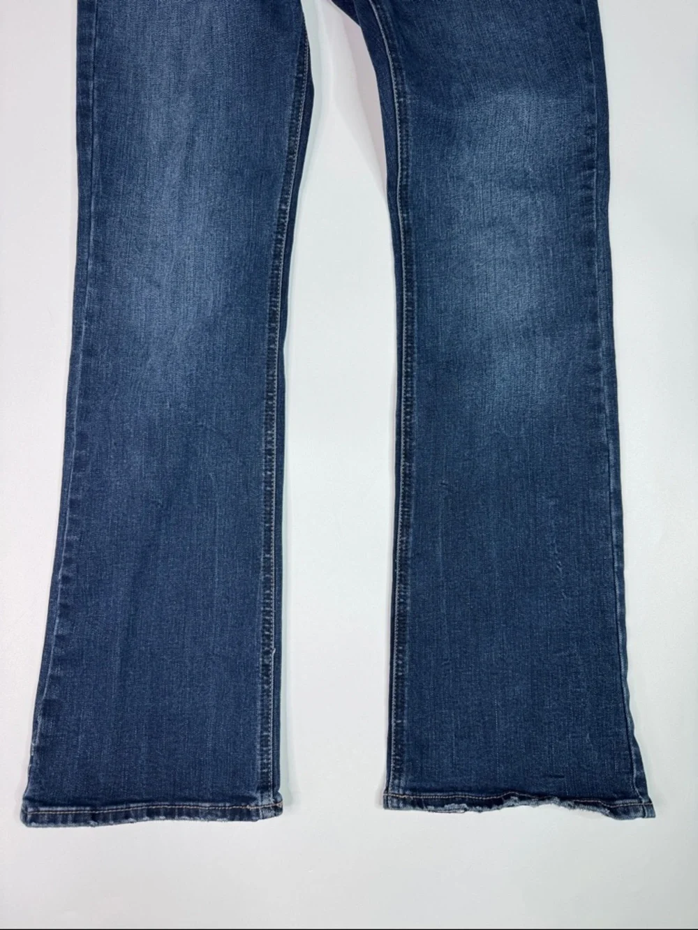 Silver Jeans Avery Slim Boot Jeans Size 27x31